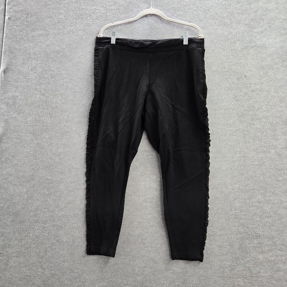 TORRID Women Activewear Pants 2 Black Leggings Cropped Mesh 23 in Inseam - Picture 1 of 12